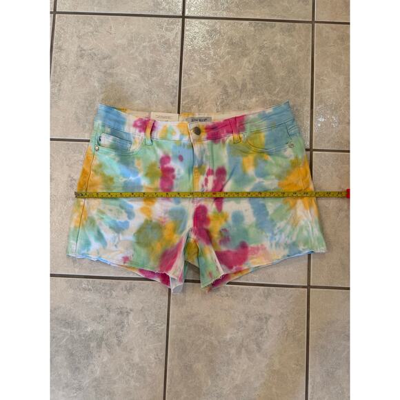 050 Judy Blue NWT Women's Cut Off Tie Dye Swirl Pastel Shorts Size XL Stretch - Picture 6 of 7